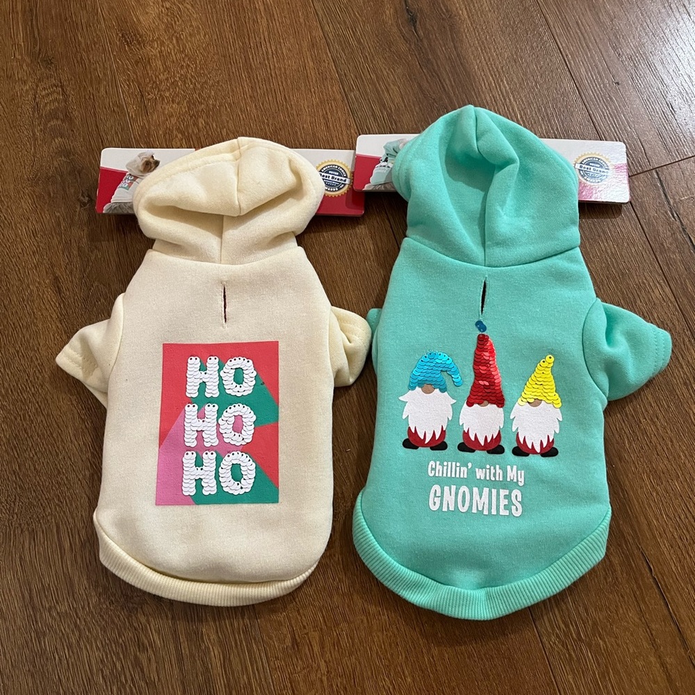 2 XS Dog sweatershirt
